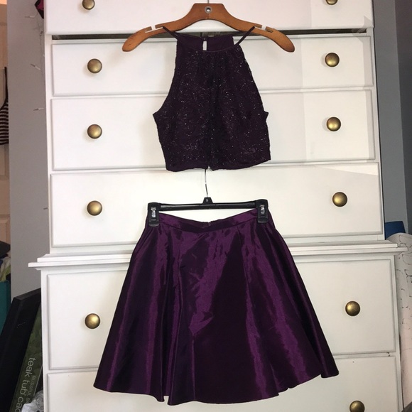 Formal Dress - Picture 1 of 4